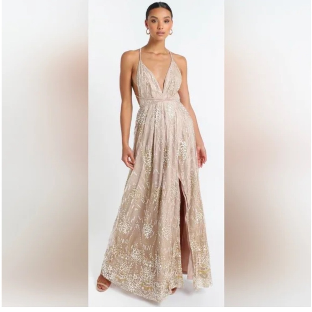 Showpo Sparkling Plunging Neck Gown Dress Size 4 Formal Homecoming Gala Event NW